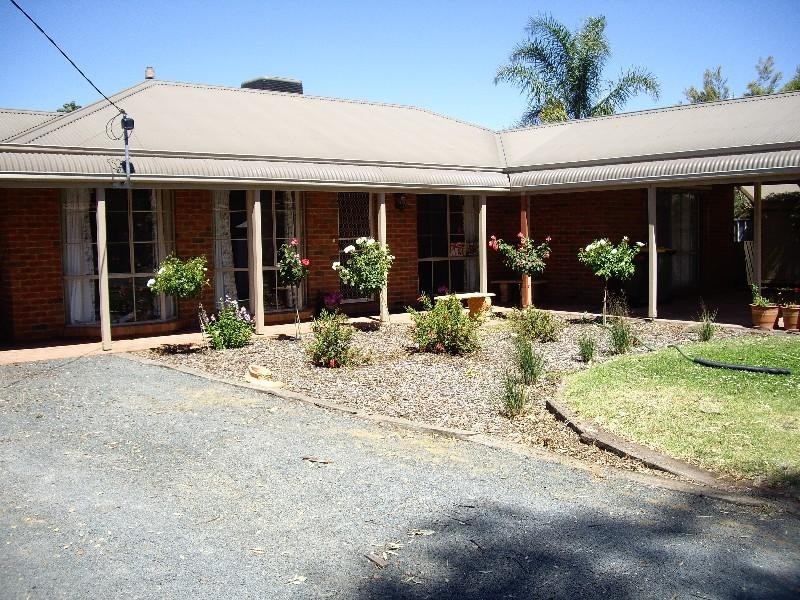 41 Baynes Street, Rochester VIC 3561