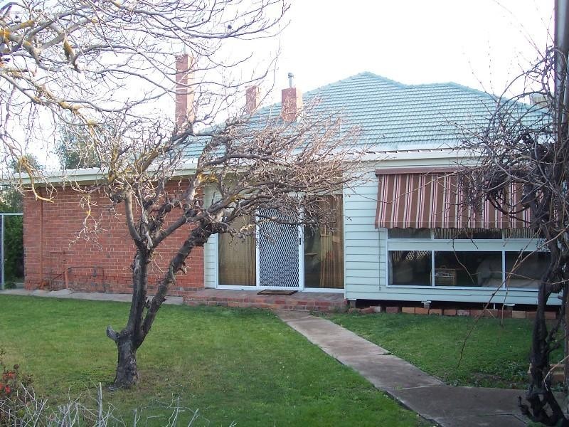 2 Park Street, Donald VIC 3480
