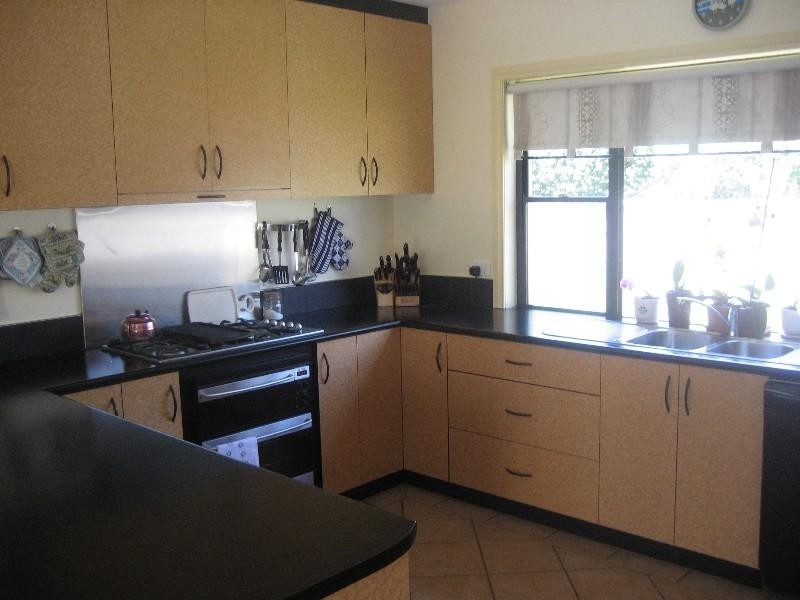 18 William Street, Rochester VIC 3561