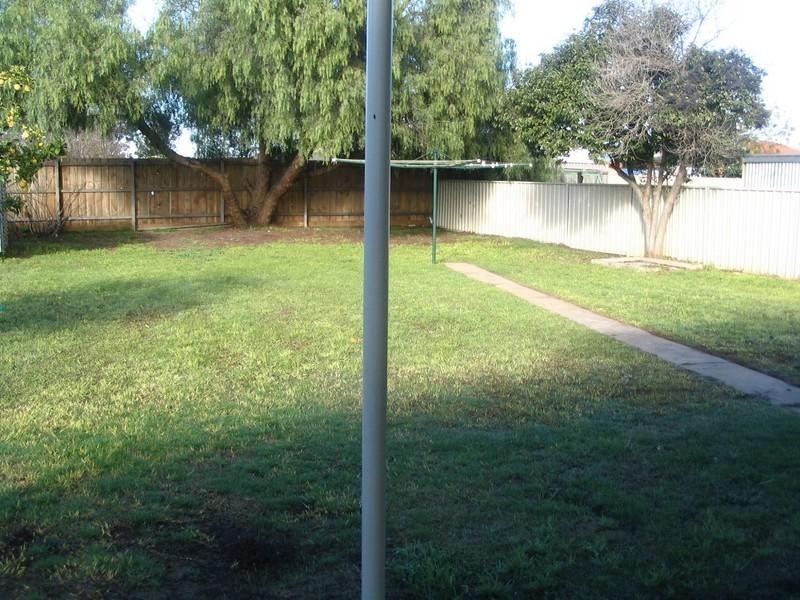 45 McKenzie Street, Rochester VIC 3561