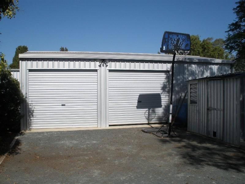 65 Northcote Street, Rochester VIC 3561