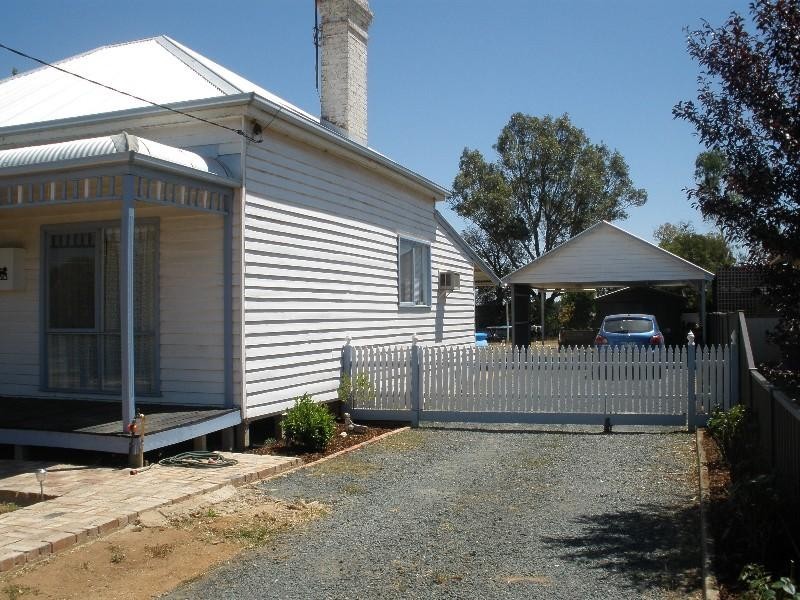 76 Dudley Street, Rochester VIC 3561