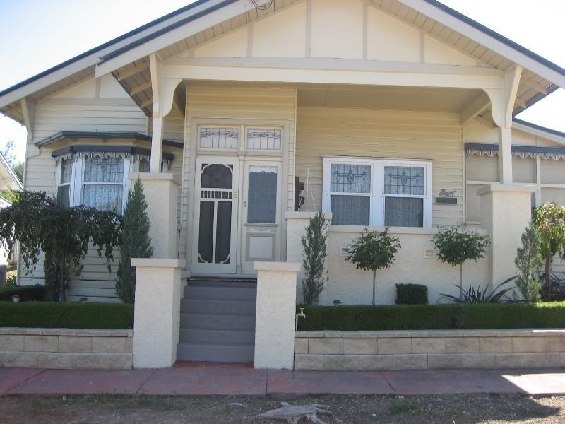 22 North Western Road, St Arnaud VIC 3478