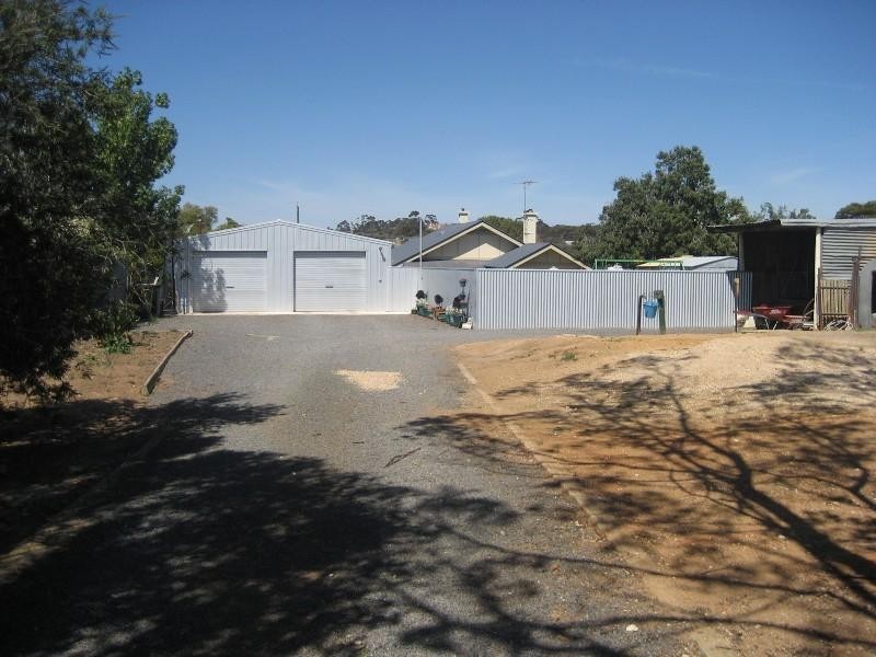 22 North Western Road, St Arnaud VIC 3478