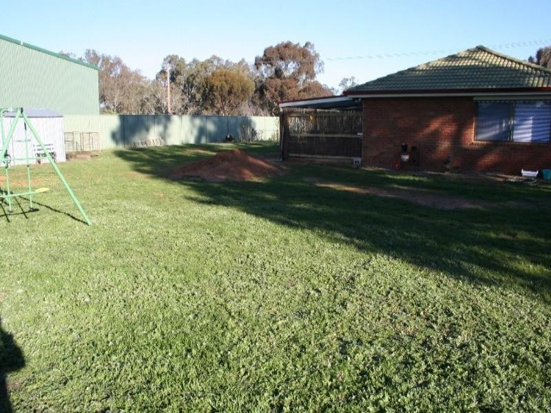 19 Wright Street, Elmore VIC 3558