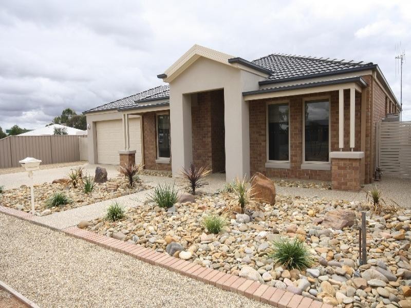 47 Kerford Street, Rochester VIC 3561
