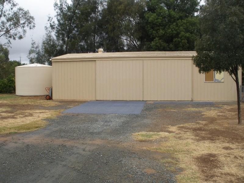 11 Cohen Street, Rochester VIC 3561