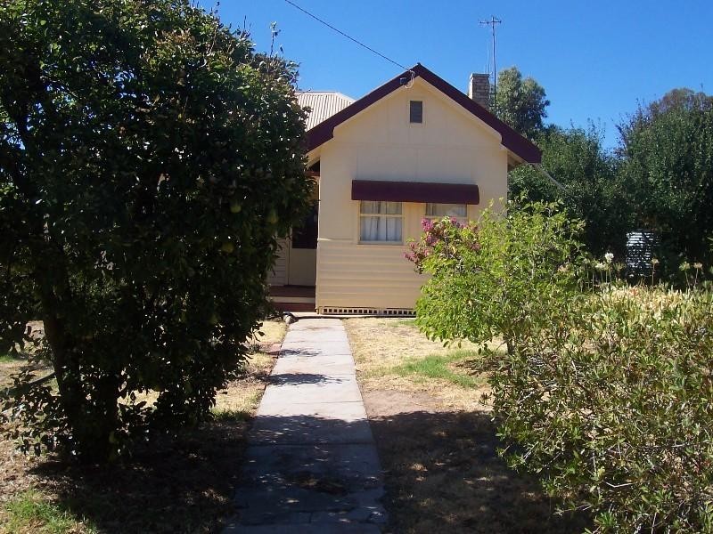 43 Millett Street, St Arnaud VIC 3478