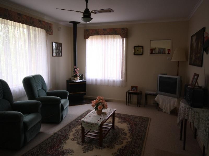 184 Murdochs Road, Fairy Dell VIC 3561