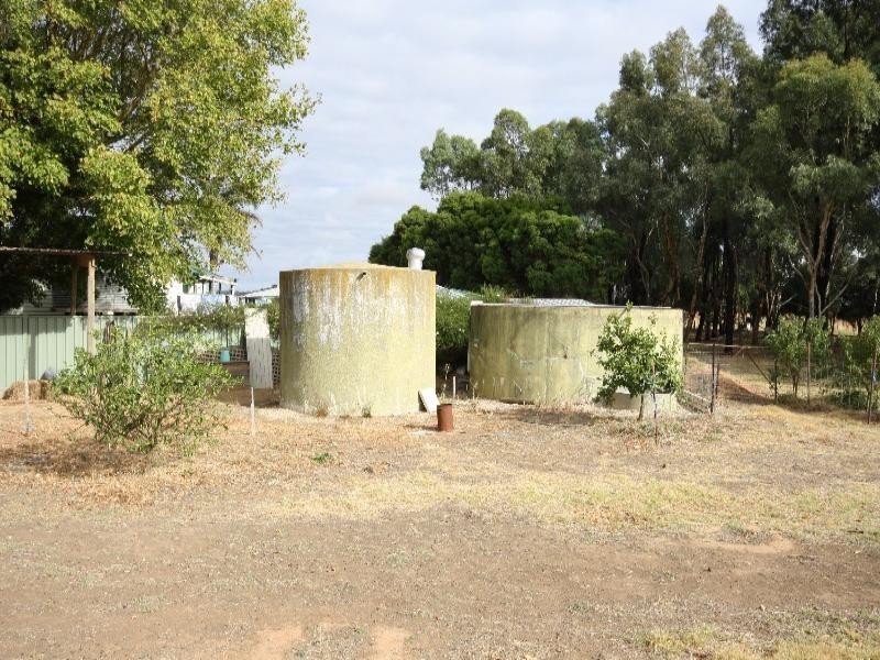 184 Murdochs Road, Fairy Dell VIC 3561