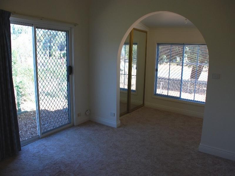 61 Baynes Street, Rochester VIC 3561