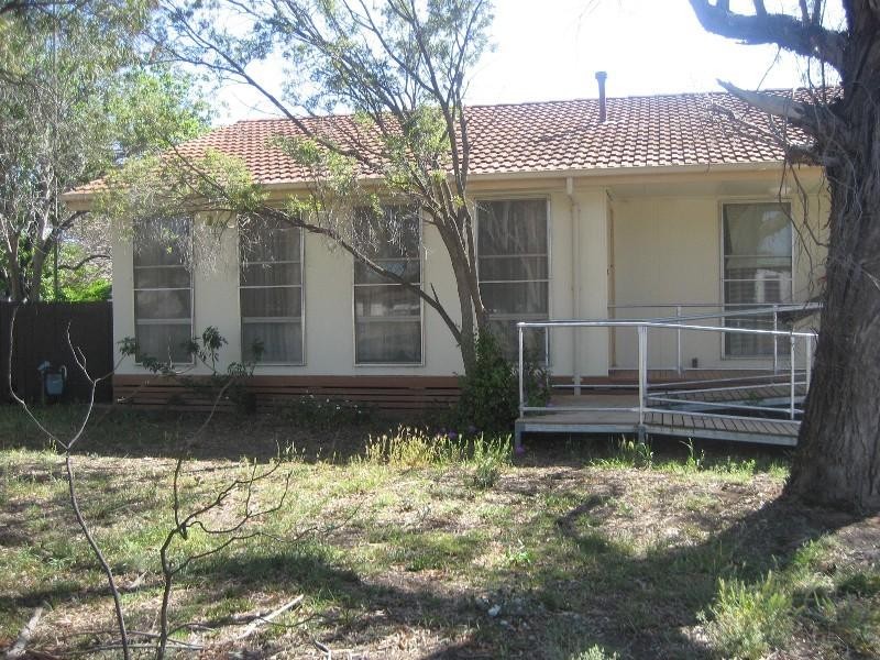 8 Johnson Street, Rochester VIC 3561