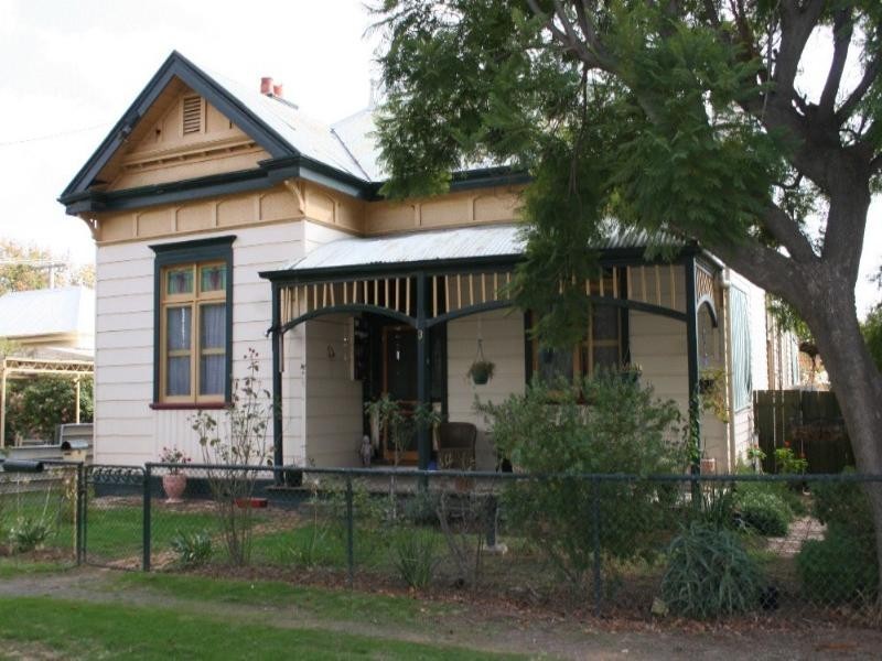 3 Jeffrey Street, Elmore VIC 3558