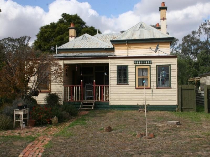 3 Jeffrey Street, Elmore VIC 3558