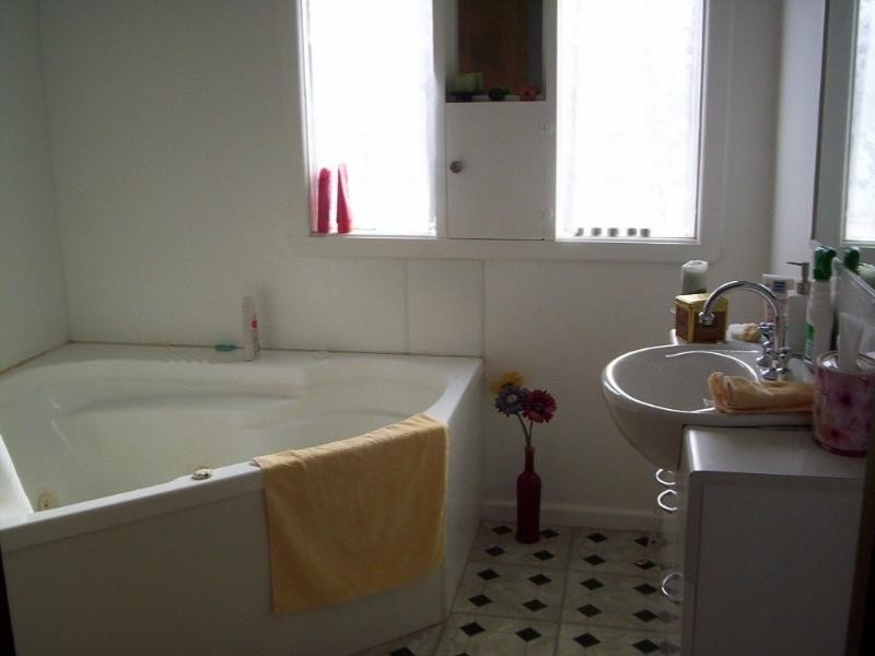 63 Canterbury Street, St Arnaud VIC 3478