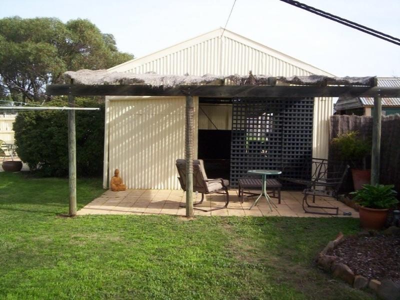 63 Canterbury Street, St Arnaud VIC 3478