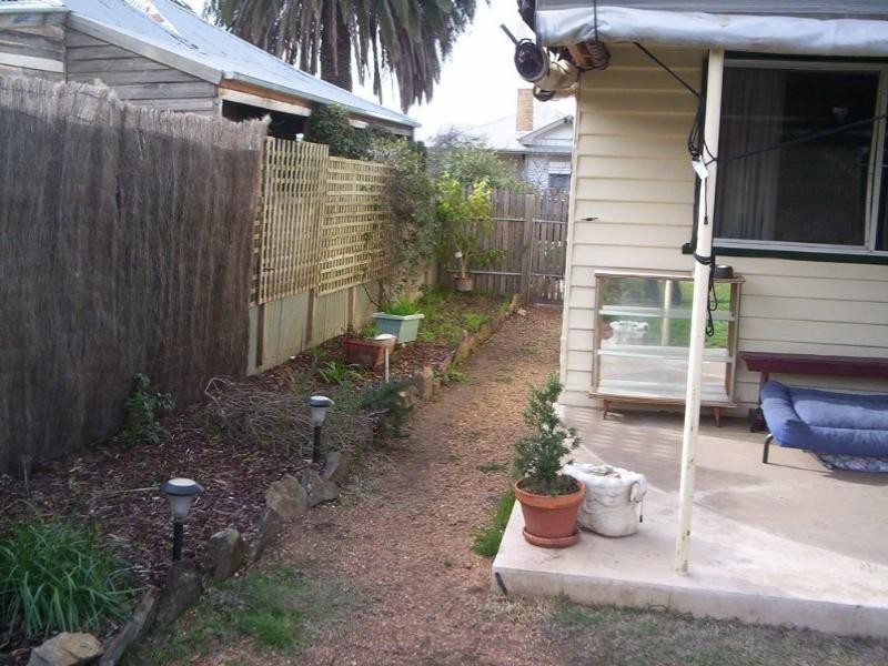 63 Canterbury Street, St Arnaud VIC 3478