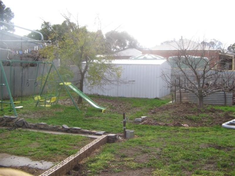 2 Dundas Street, St Arnaud VIC 3478