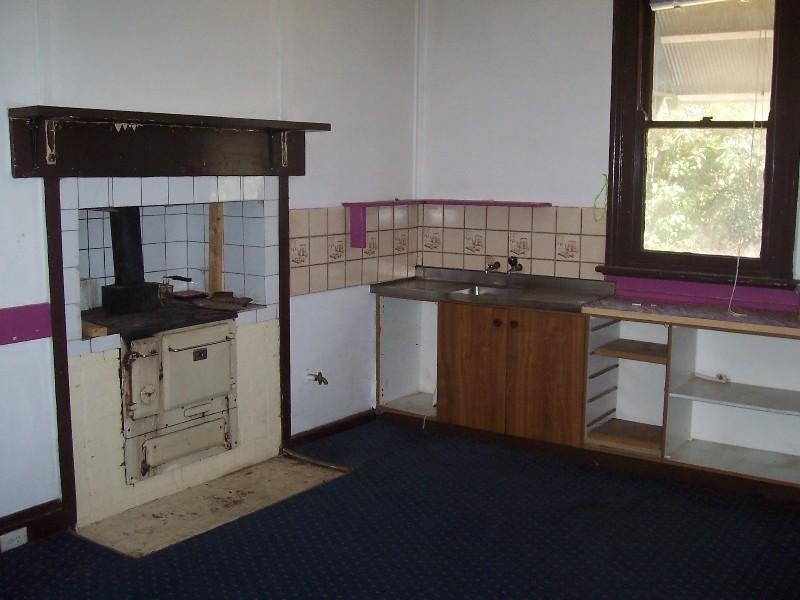 21 Kings Avenue, St Arnaud VIC 3478