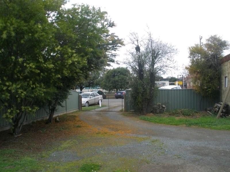 14 Edward Street, Rochester VIC 3561