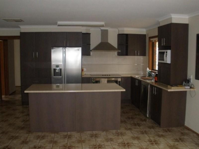 53 Queen Street, Rochester VIC 3561