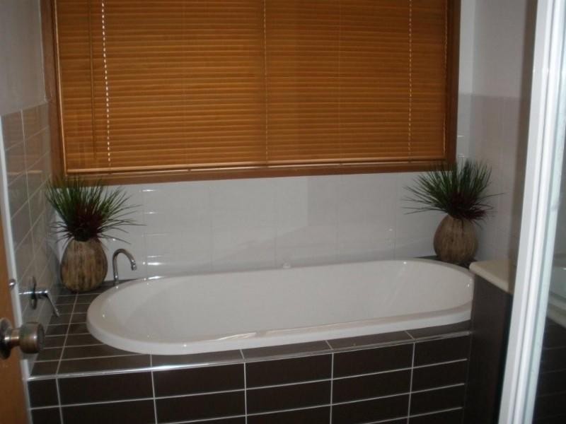 53 Queen Street, Rochester VIC 3561