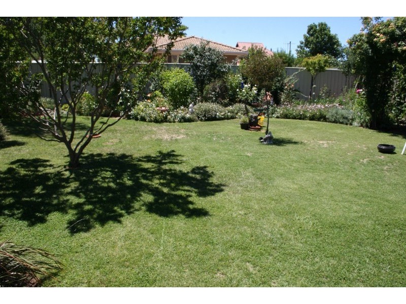 79 High Street, Rochester VIC 3561