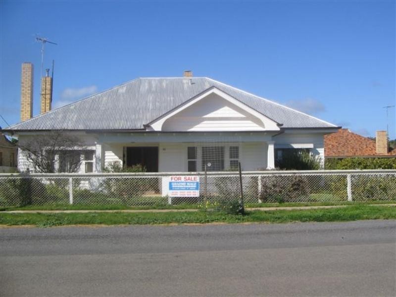 11 Mill Street, St Arnaud VIC 3478