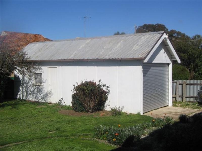 11 Mill Street, St Arnaud VIC 3478