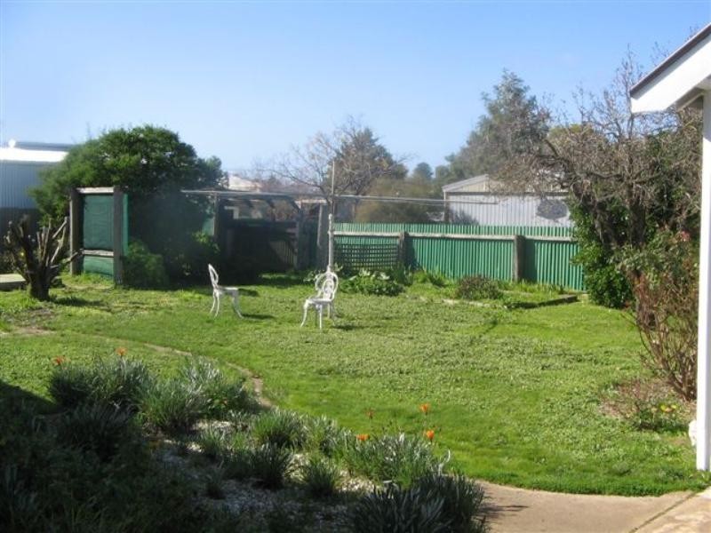 11 Mill Street, St Arnaud VIC 3478