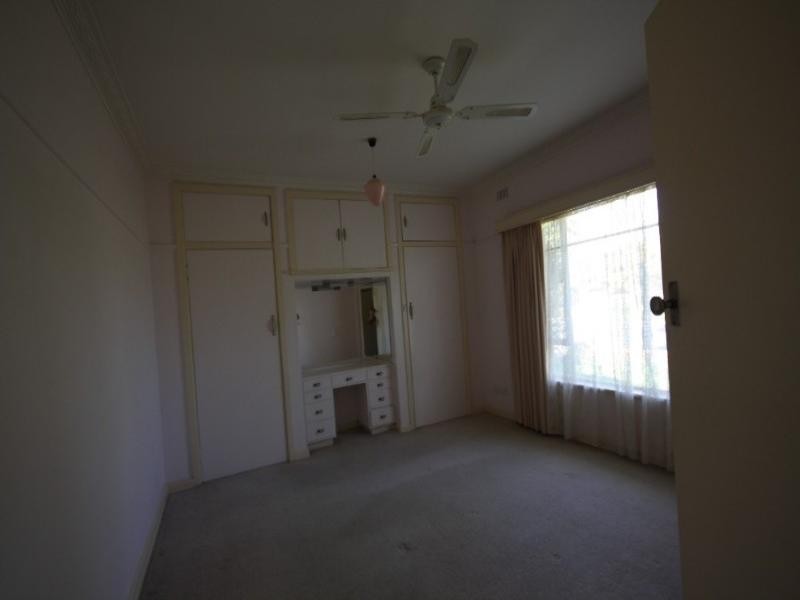 2 Dudley Street, Rochester VIC 3561