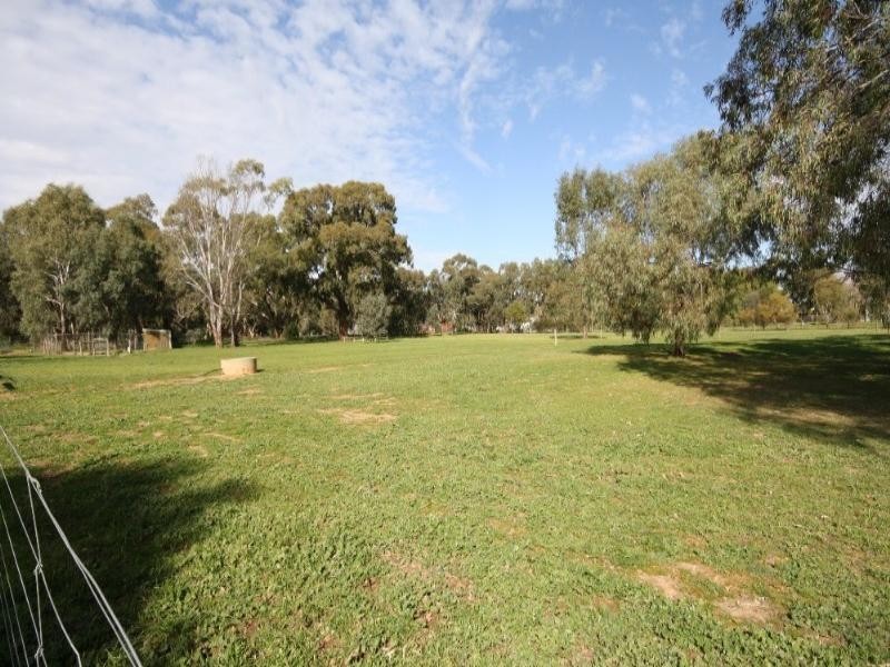 133 Baynes Street, Rochester VIC 3561