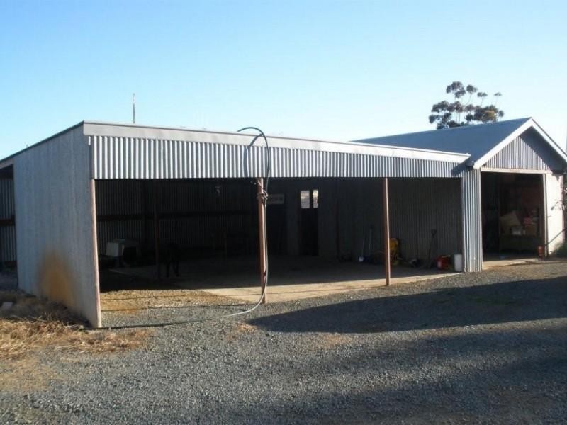 768 Lowe Road, Ballendella VIC 3561