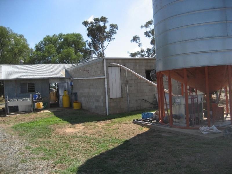 768 Lowe Road, Ballendella VIC 3561