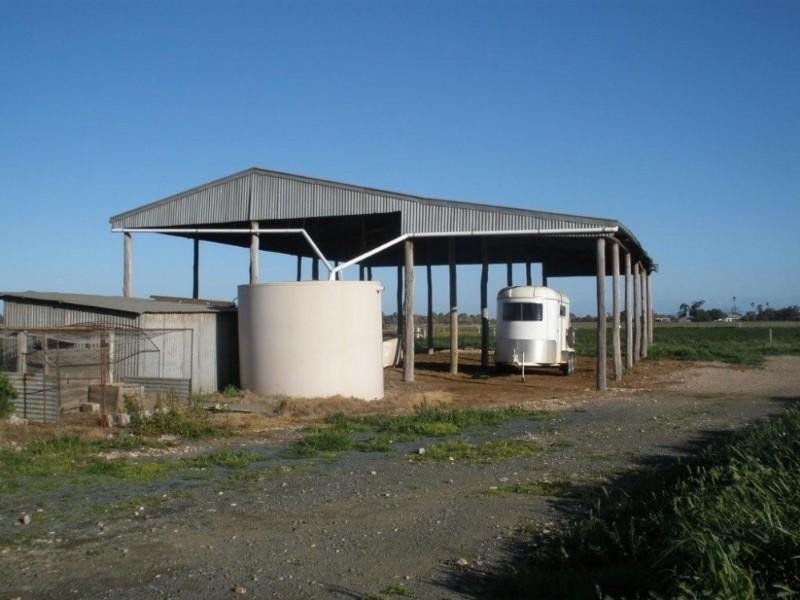 768 Lowe Road, Ballendella VIC 3561