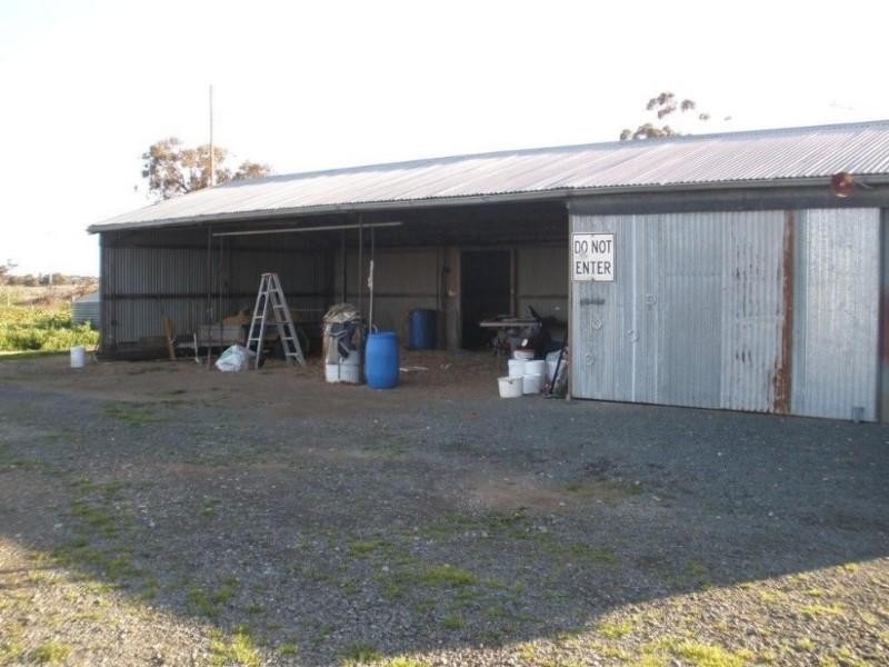 768 Lowe Road, Ballendella VIC 3561