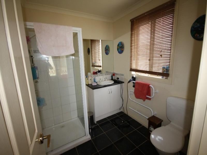 47 Baynes Street, Rochester VIC 3561