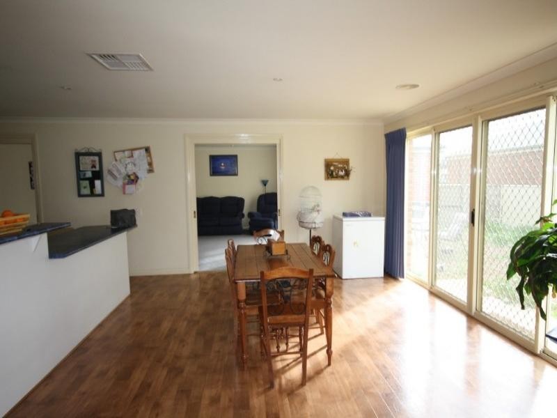 47 Baynes Street, Rochester VIC 3561