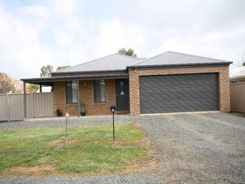 48 Kerford Street, Rochester VIC 3561