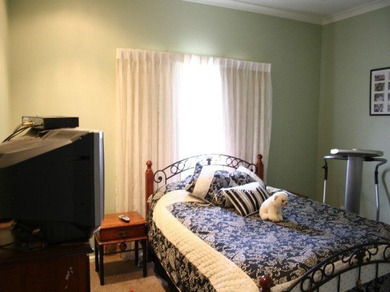 94 Michie Street, Elmore VIC 3558