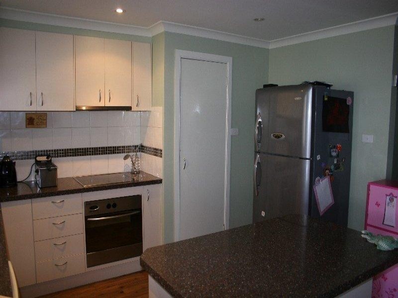 94 Michie Street, Elmore VIC 3558