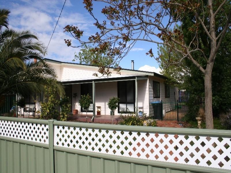 94 Michie Street, Elmore VIC 3558