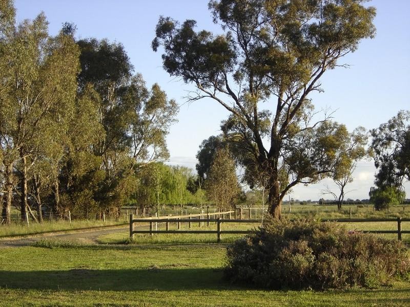 300 Dingee Road, Rochester VIC 3561