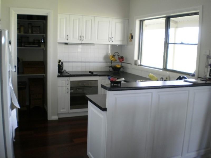 63 Basin Road, St Arnaud VIC 3478