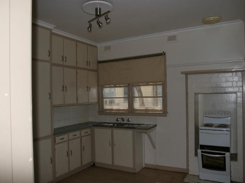 49 McKenzie Street, Rochester VIC 3561