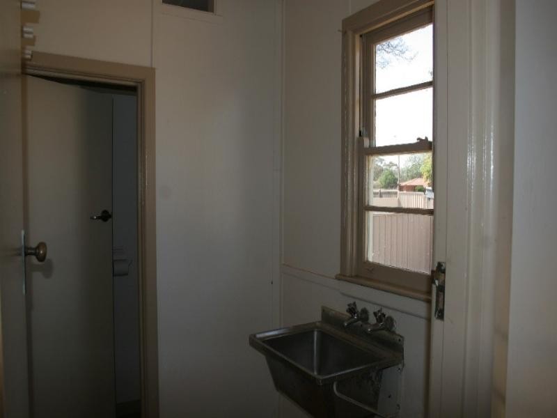 49 McKenzie Street, Rochester VIC 3561