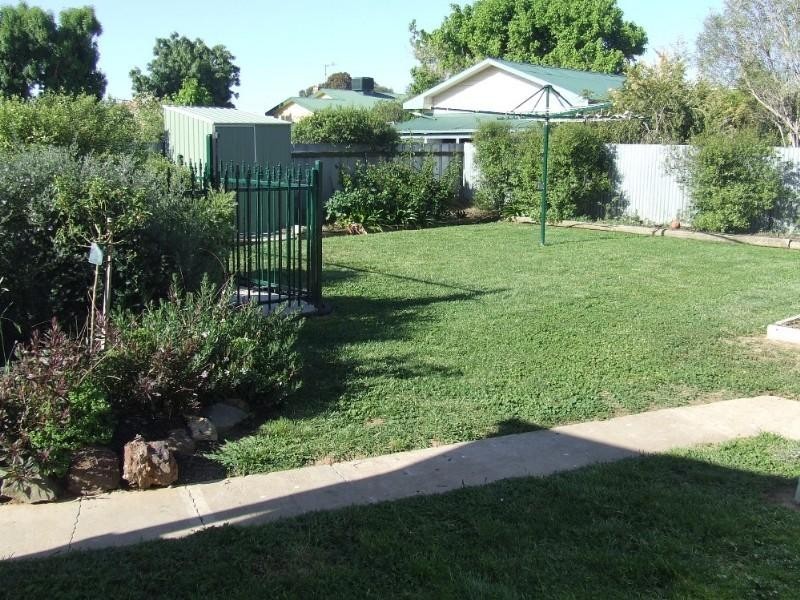 17 Queen Street, Rochester VIC 3561