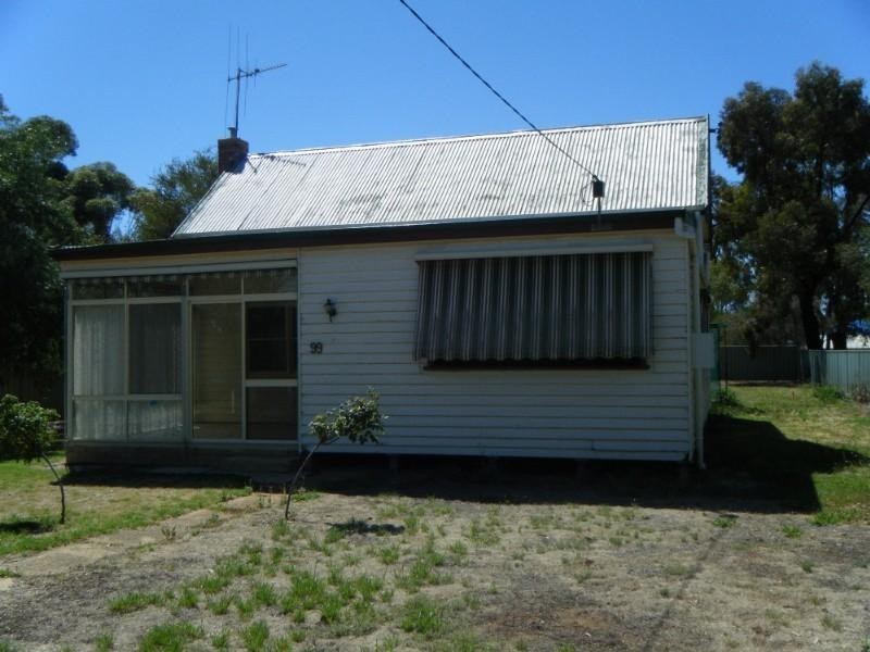 99 Echuca Road, Rochester VIC 3561