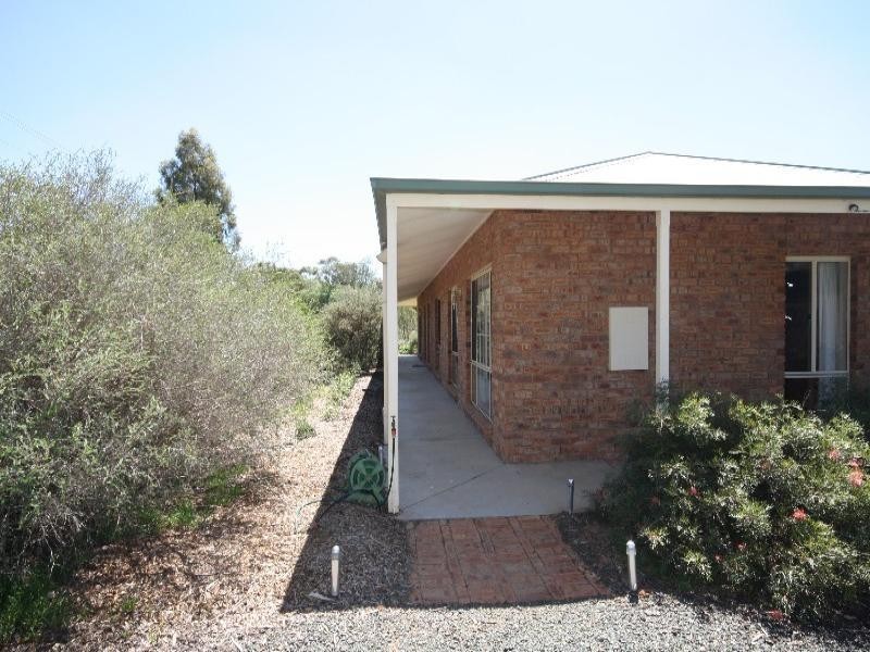 70 Pascoe Street, Rochester VIC 3561
