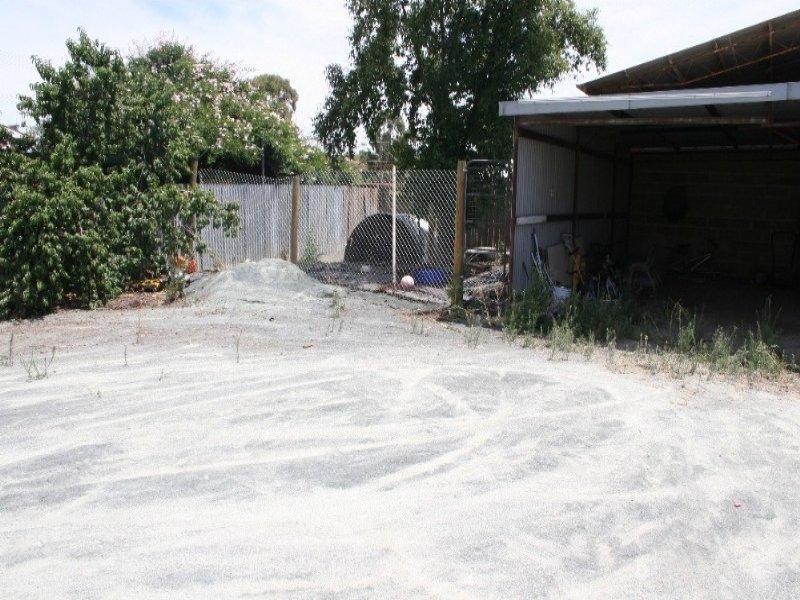 64 Baynes Street, Rochester VIC 3561
